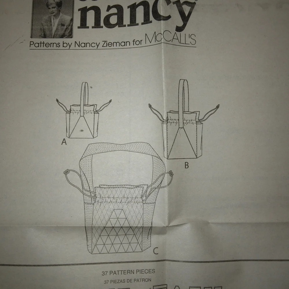 MCCALL'S M4884 Drawstring bags in 3 sized designed by Nancy Zieman new & uncut